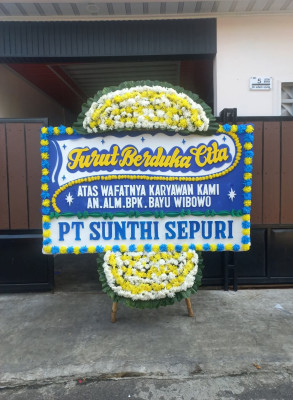 Papan Bunga Duka di Patemon